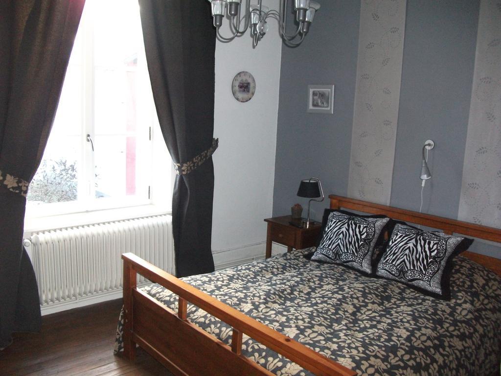 Bed and Breakfast La Mirabelle Cornimont Habitación foto
