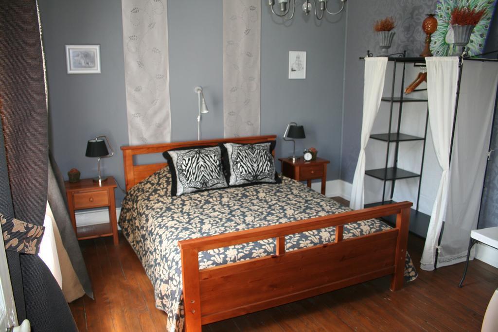 Bed and Breakfast La Mirabelle Cornimont Habitación foto